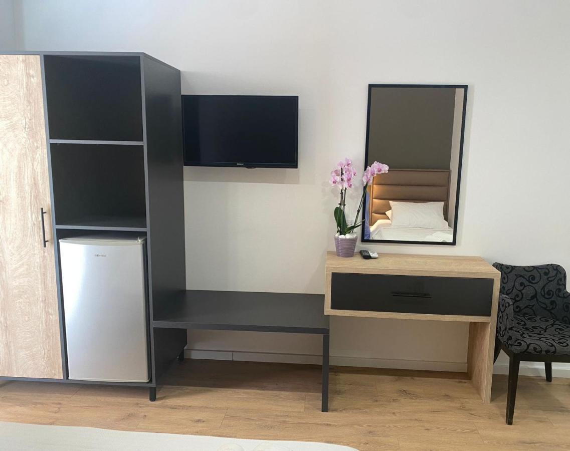 Augusto Rooms Саранде Екстериор снимка