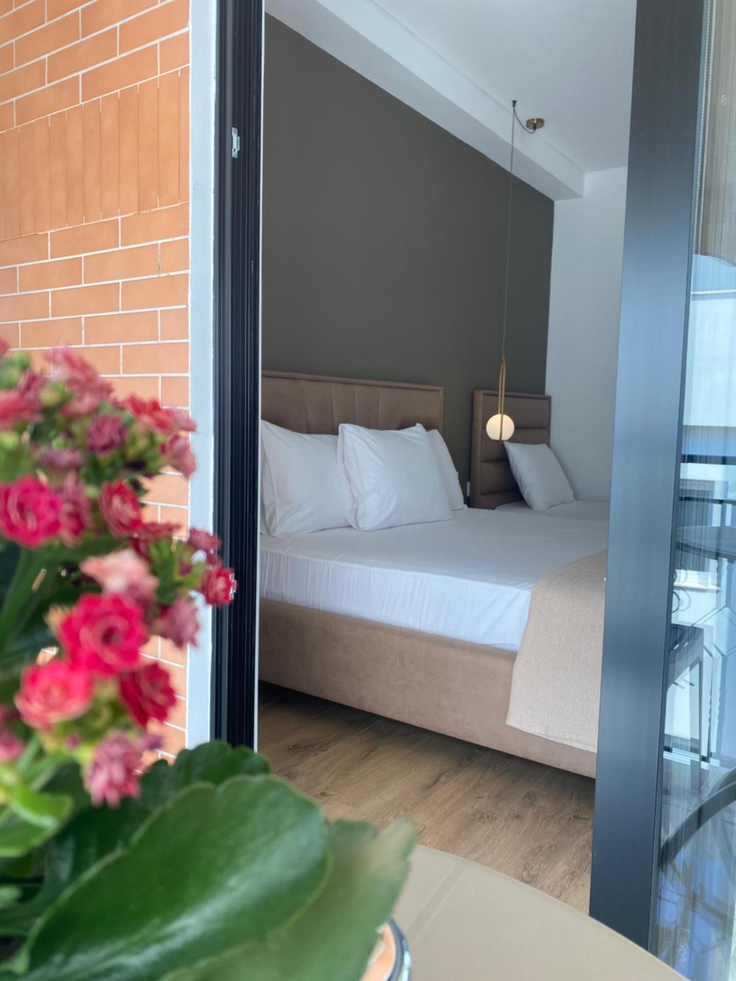 Augusto Rooms Саранде Екстериор снимка
